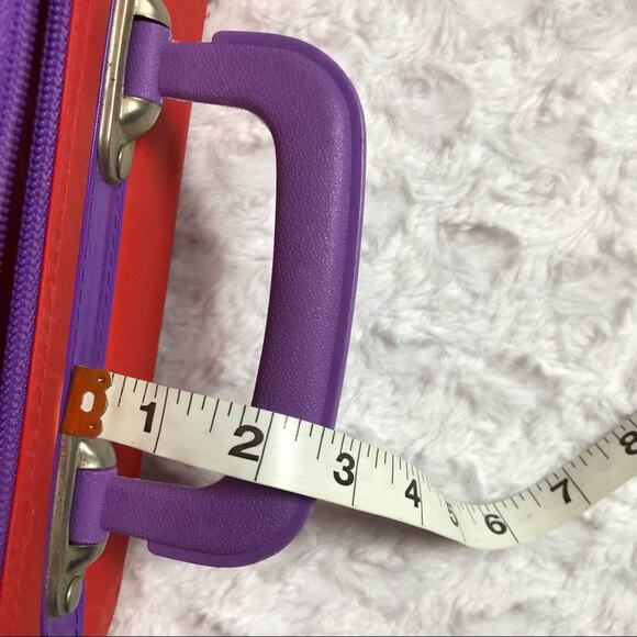 Disney Winnie & Tigger Hunny Bunch Carry on Bag - Picture 5 of 7